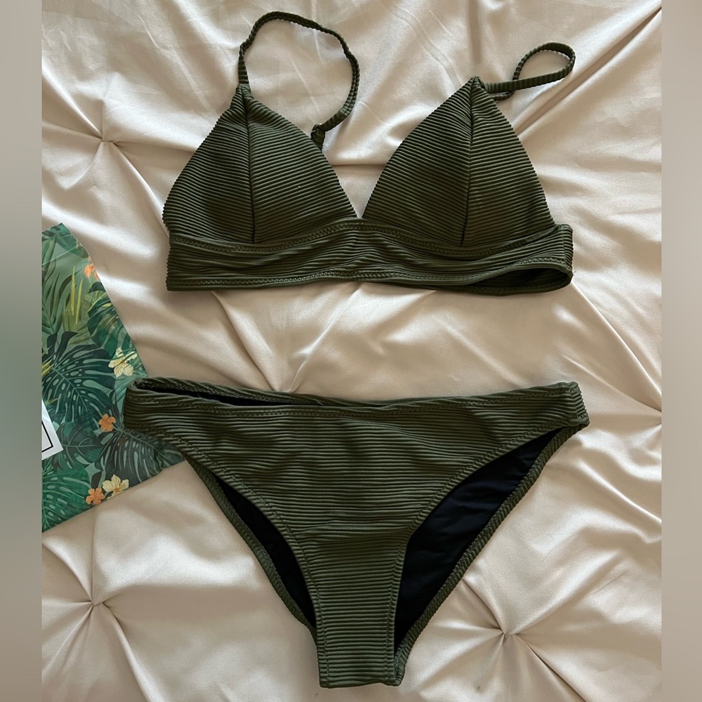 Cupshe Olive Ribbed Triangle Bikini Set